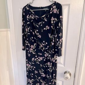 Lauren Ralph Lauren Size 16 navy floral formal dress with ruching